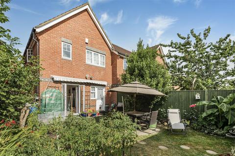 3 bedroom end of terrace house for sale, Clonmel Close, Caversham, Reading