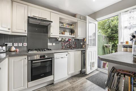 3 bedroom end of terrace house for sale, Clonmel Close, Caversham, Reading
