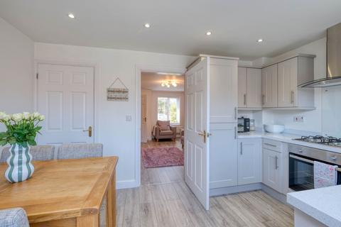 3 Finmere Way, Shirley, Solihull, B90 3SS