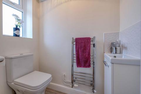 3 Finmere Way, Shirley, Solihull, B90 3SS