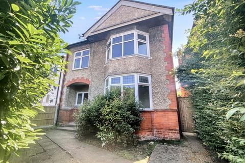 4 bedroom detached house for sale, Bournemouth