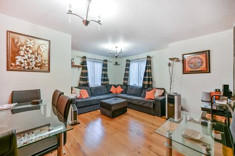 2 bedroom flat for sale, Cranleigh Court, Richmond, TW9