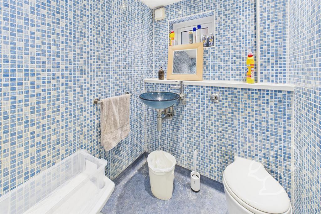 Ground Floor Bathroom