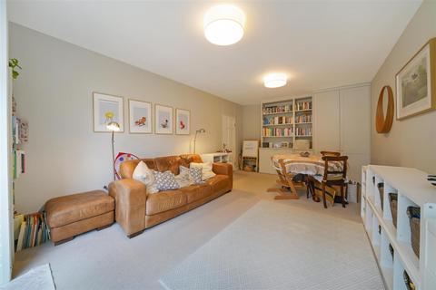 2 bedroom flat for sale, Portinscale Road, Putney, London