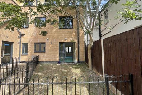 1 bedroom apartment to rent, 145 Blackhorse Lane, Walthamstow E17