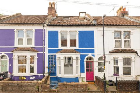 32 Battersea Road, Bristol, BS5 6AL