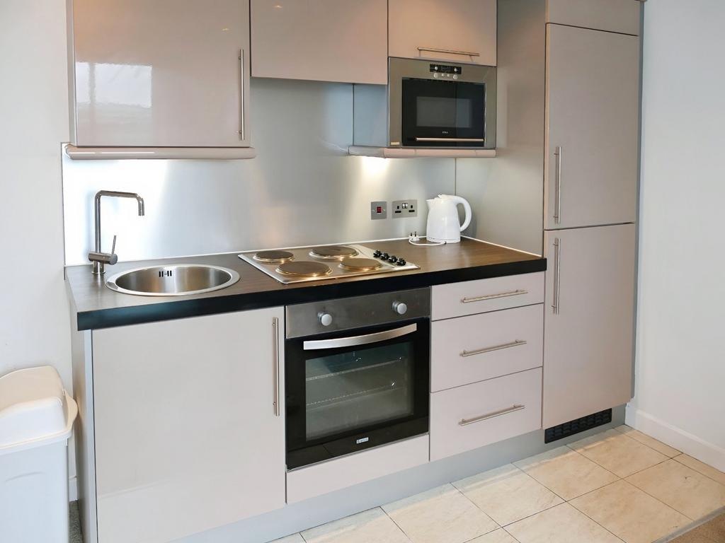 Apartment in West Yorkshire - View 3