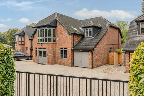 undefined, Canonsfield Road, Welwyn, Hertfordshire, AL6