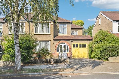4 bedroom semi-detached house for sale, Barrow Point Avenue, Pinner Village
