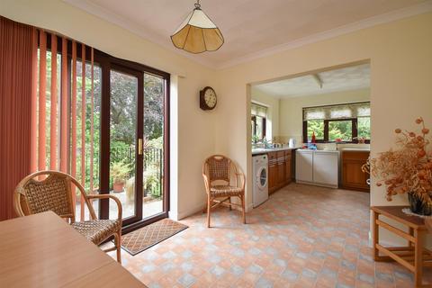 2 bedroom house for sale, Charles Road West, St. Leonards-On-Sea TN38