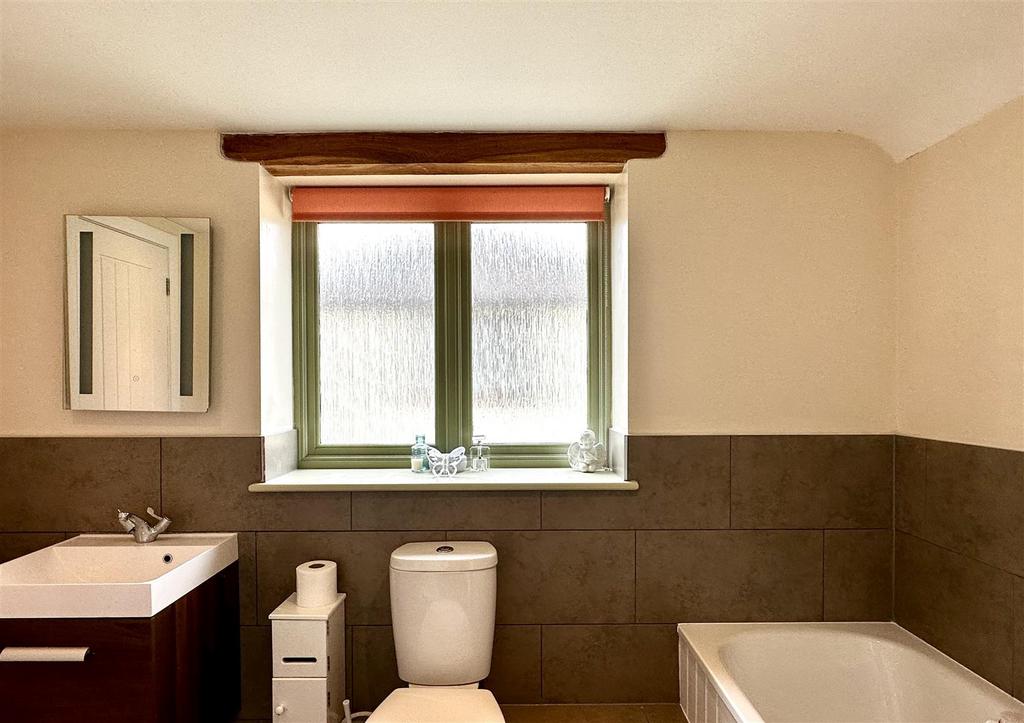 Temp Image YR6osf.jpg