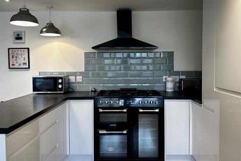 4 bedroom barn conversion for sale, North Lane, Barnstaple EX31