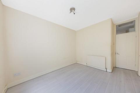 2 bedroom flat for sale, Ranelagh Road, London N17