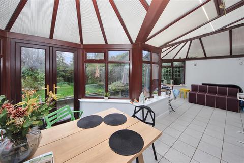 4 bedroom semi-detached house for sale, Histon Road, Cambridge CB4