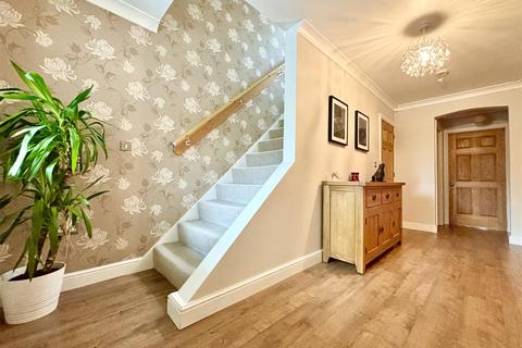 undefined, Long Lane, Bradford BD13