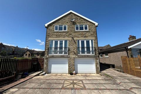 Long Lane, Bradford BD13