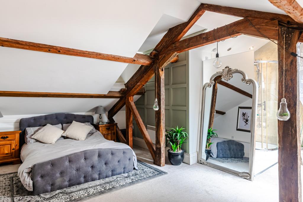 Bedroom1a