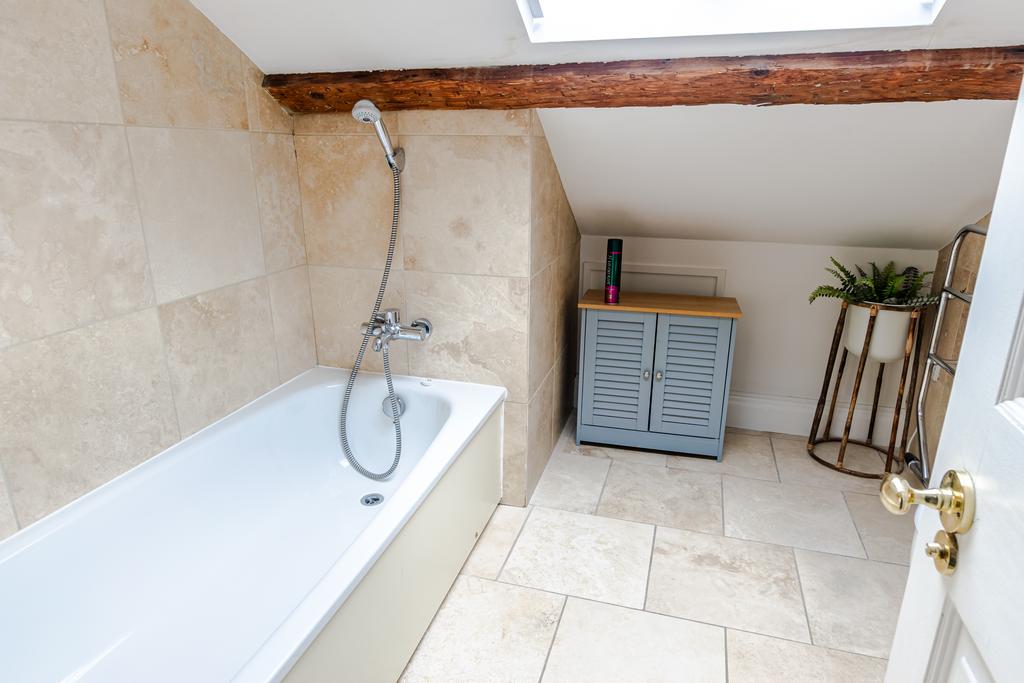 Bathroom1