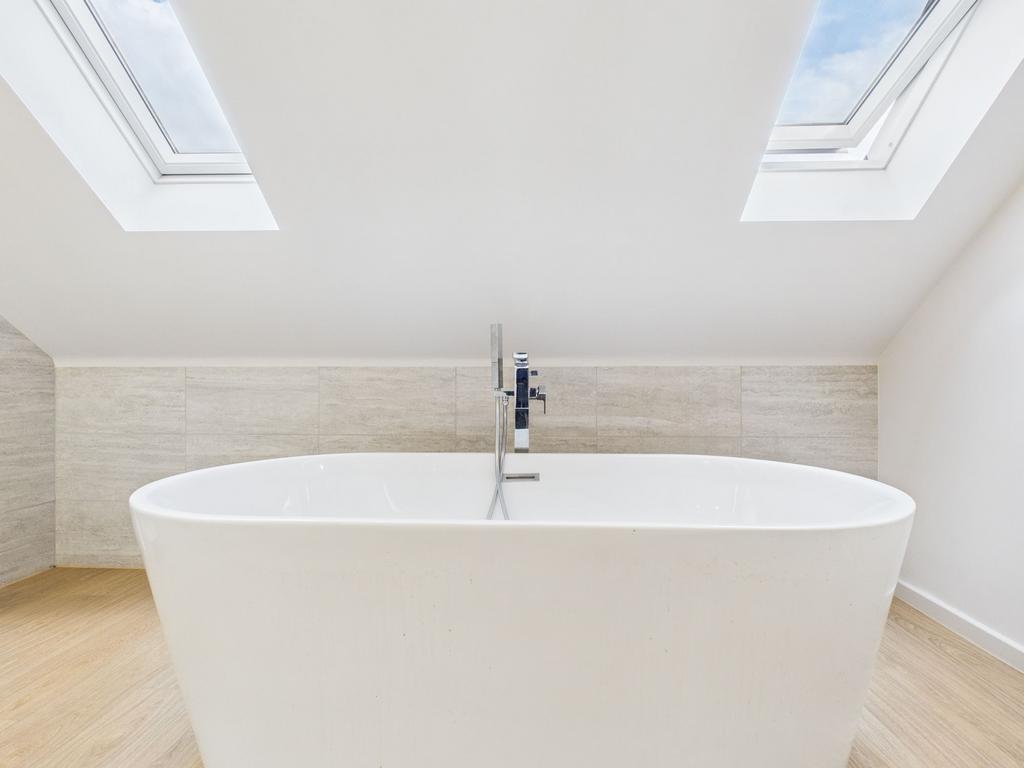 Bathroom (Top Floor