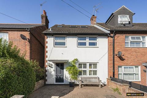 4 bedroom end of terrace house for sale, High Street, Codicote, Hitchin, Herts, SG4