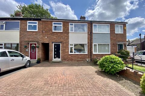 3 bedroom terraced house for sale, Shepley Mount, Mirfield