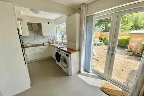 3 bedroom terraced house for sale, Shepley Mount, Mirfield