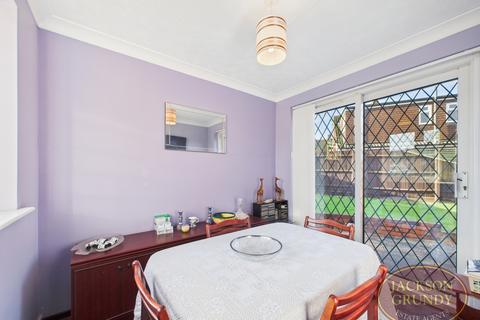 3 bedroom bungalow for sale, Oundle Drive, Moulton, NN3 7DD