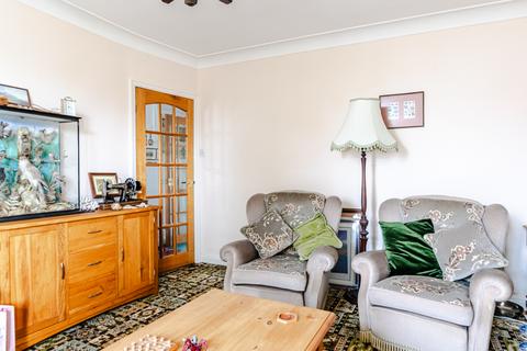 3 bedroom semi-detached house for sale, Leeds LS17