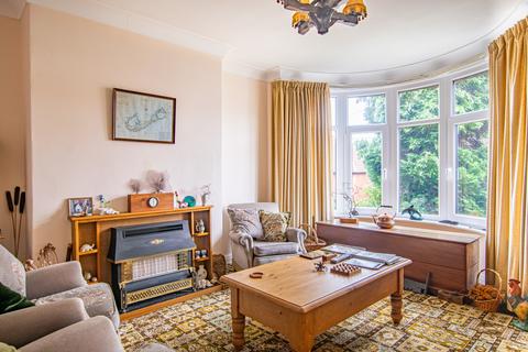 3 bedroom semi-detached house for sale, Leeds LS17