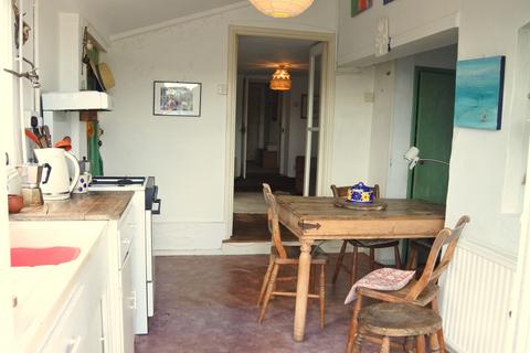 3 bedroom cottage for sale, Bristol Street, Malmesbury SN16