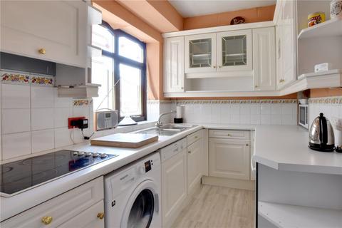 12 Brinklow Crescent, London, SE18 3BP