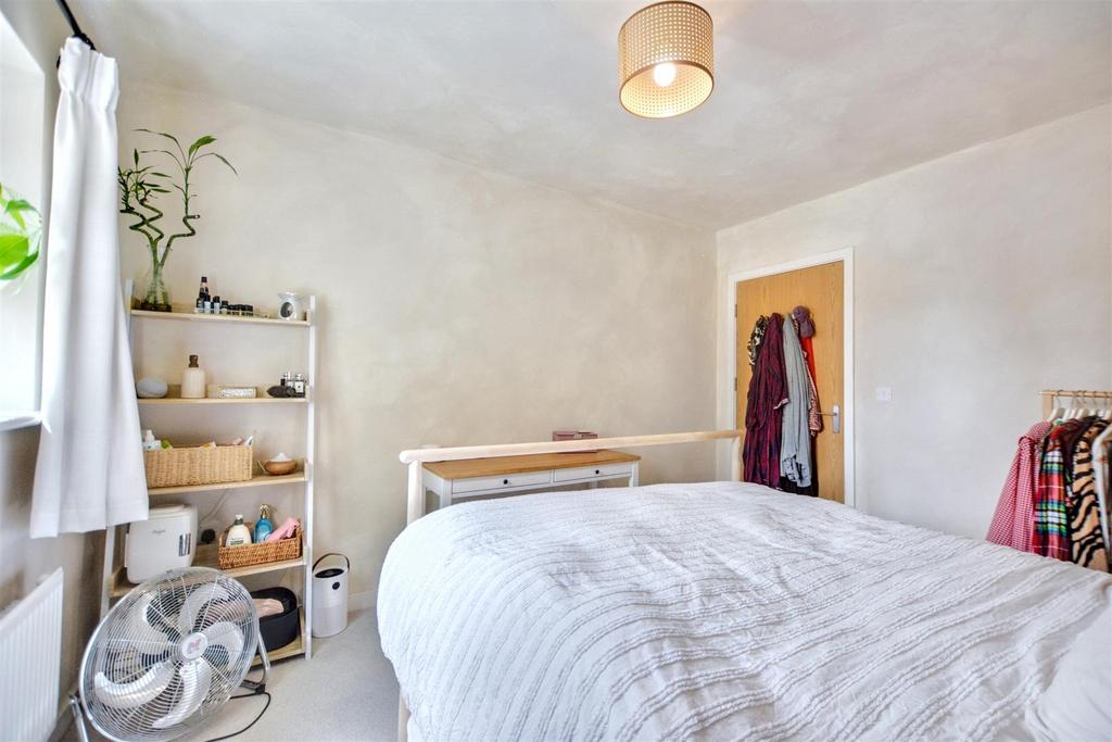 Bedroom 1 2.jpeg