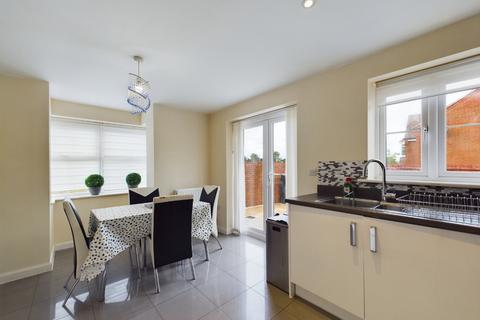 10 Bakers Lane, Long Buckby, Northampton, NN6 7WA