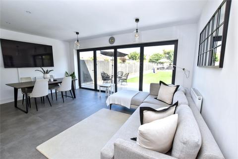 3 bedroom semi-detached house for sale, Long Lane, Bexleyheath, DA7