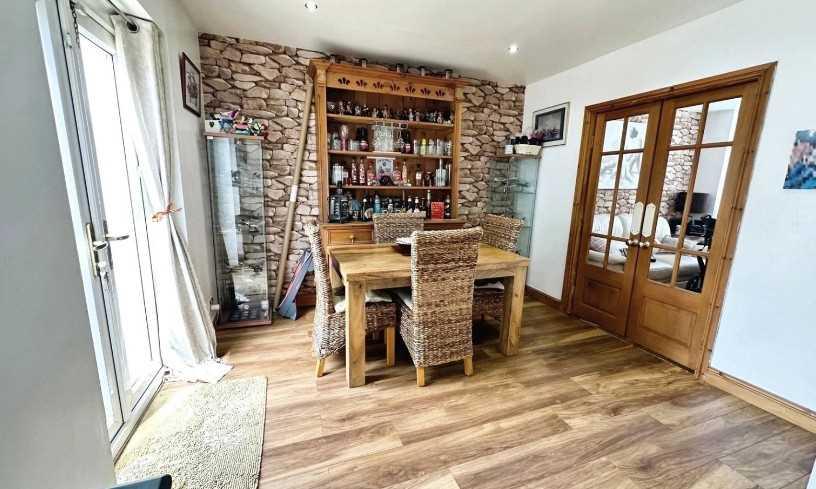 Open Plan DINING