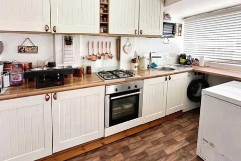 3 bedroom semi-detached house for sale, Prestwood Avenue, Wednesfield