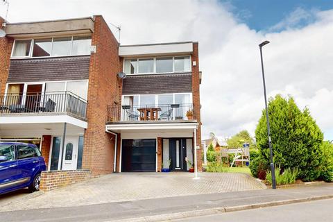 undefined, Fairway Close, Brunton Park, Newcastle Upon Tyne