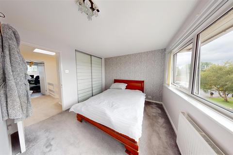 undefined, Fairway Close, Brunton Park, Newcastle Upon Tyne