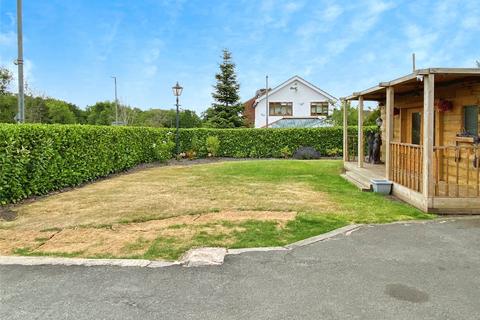 2 bedroom bungalow for sale, Shill Bank Lane, Mirfield, West Yorkshire, WF14