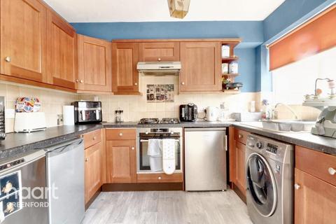 undefined, Somerset Road, Southall