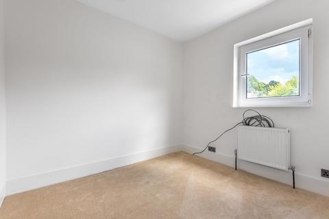 undefined, Fox Lane, Keston, BR2