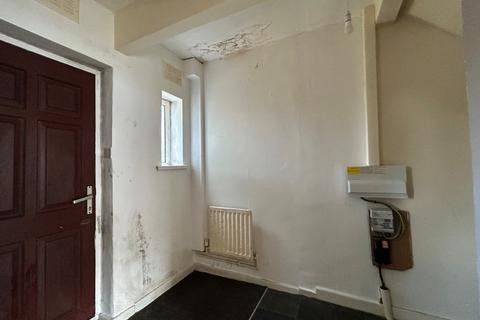 2 bedroom townhouse for sale, Melba Road, Little Horton, Bradford, BD5