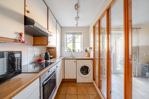 undefined, Kingsworthy Close, Kingston Upon Thames, KT1