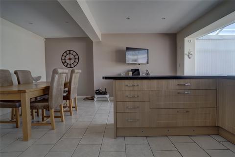 7 Beverstone Grove, Swindon, SN3 1EY