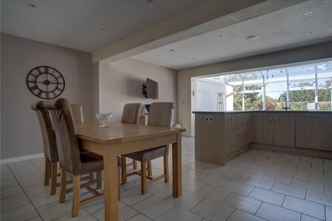 7 Beverstone Grove, Swindon, SN3 1EY