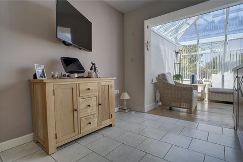 7 Beverstone Grove, Swindon, SN3 1EY