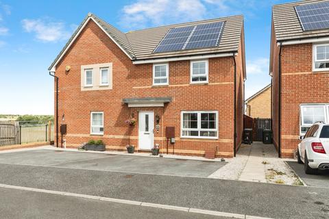 3 bedroom semi-detached house for sale, Hartley Way, West Yorkshire WF8