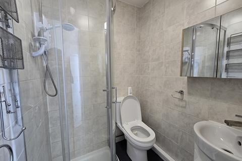undefined, Flat to rent in Deadmans Cross