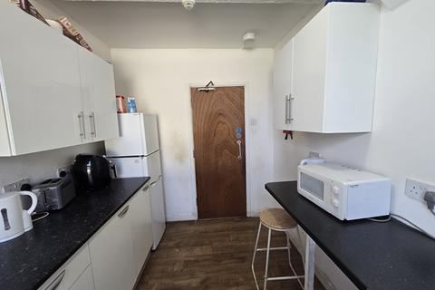 undefined, Flat to rent in Deadmans Cross