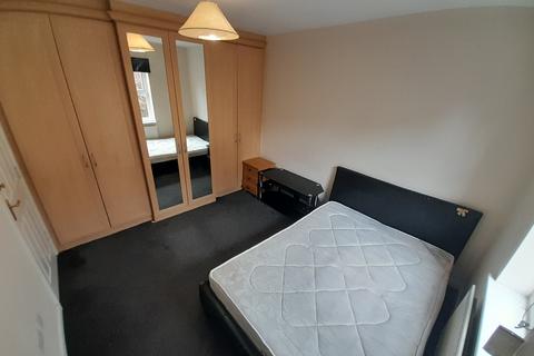 undefined, Wakefield, WF1